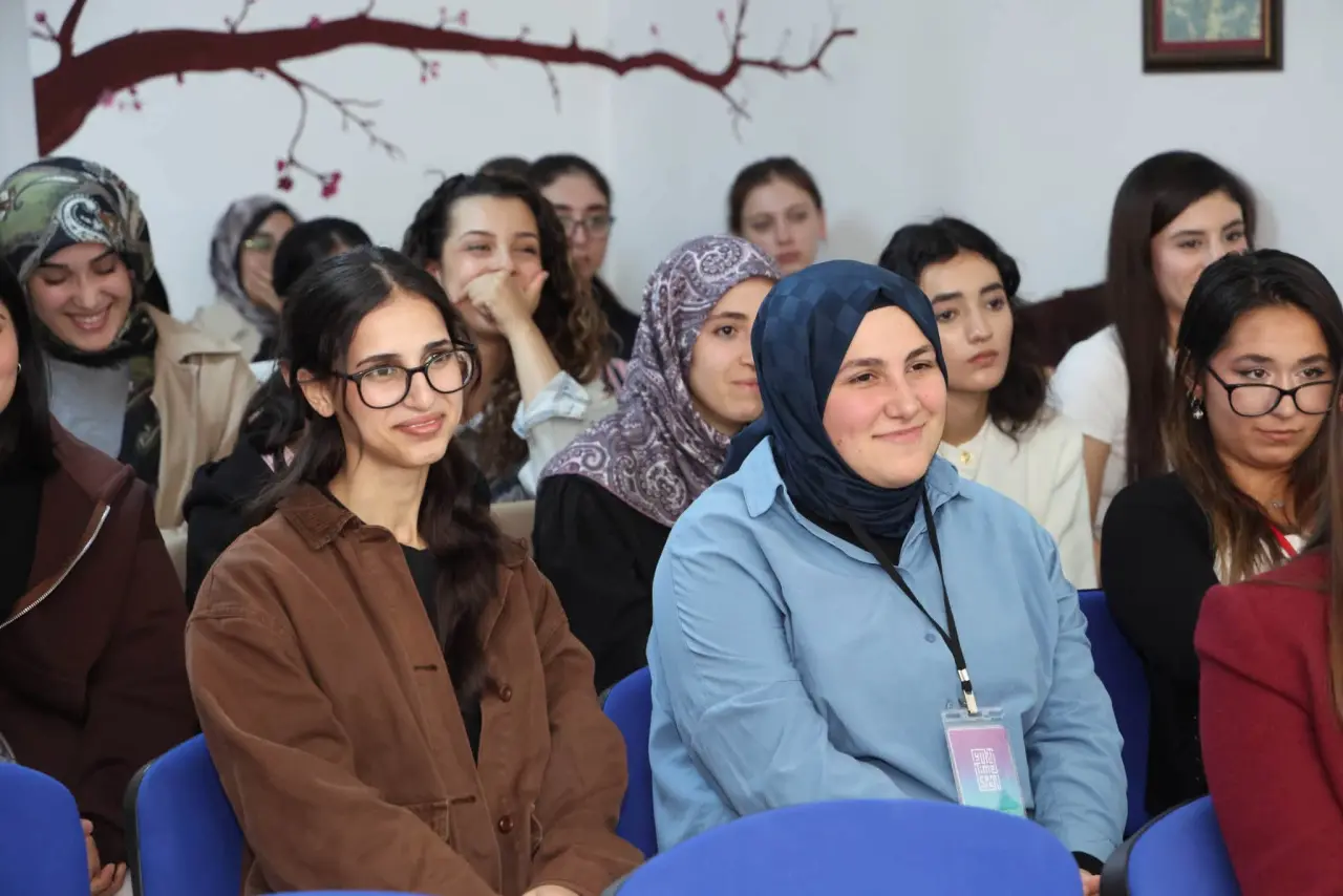 Amasya’da Yurt Öğrencilerine Yakın Takip 4