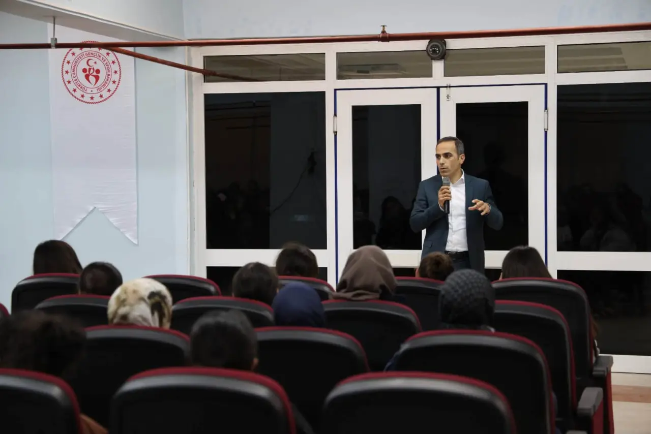 Amasya’da Yurt Öğrencileriyle Kritik Toplantı 4