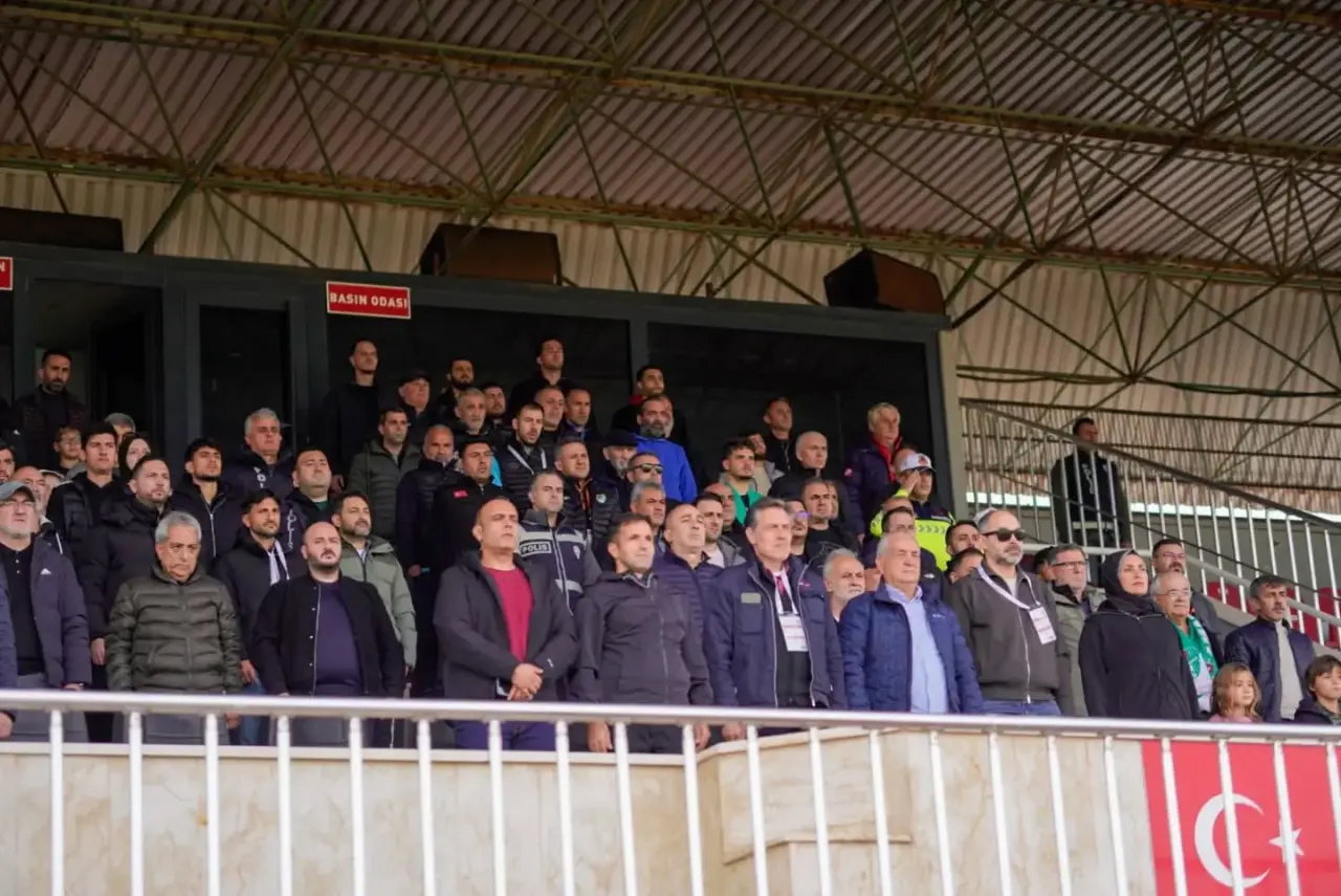 Amasyaspor FK deplasmanda puanla dönüyor 1