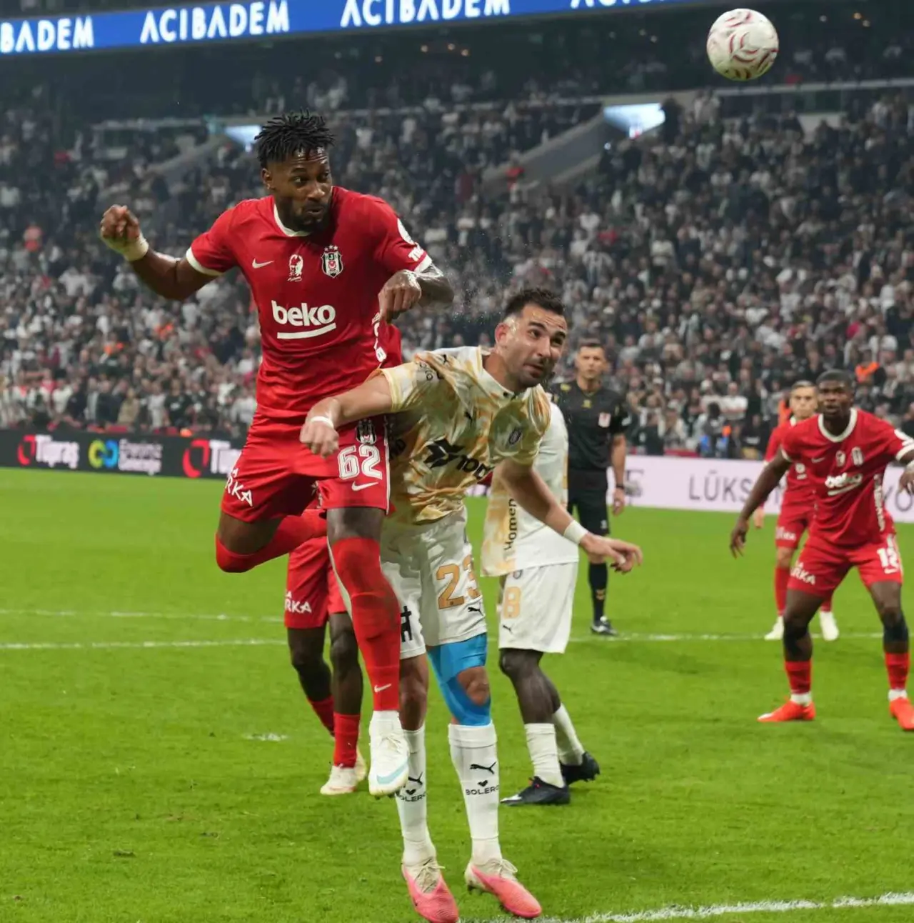 Beşiktaş: 2 - Başakşehir: 0 1