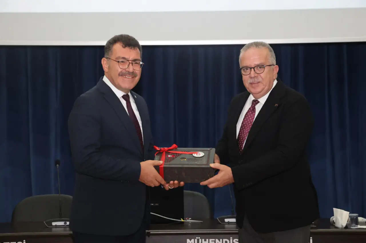 İTÜ Rektörü Amasya’da Konuştu! 13