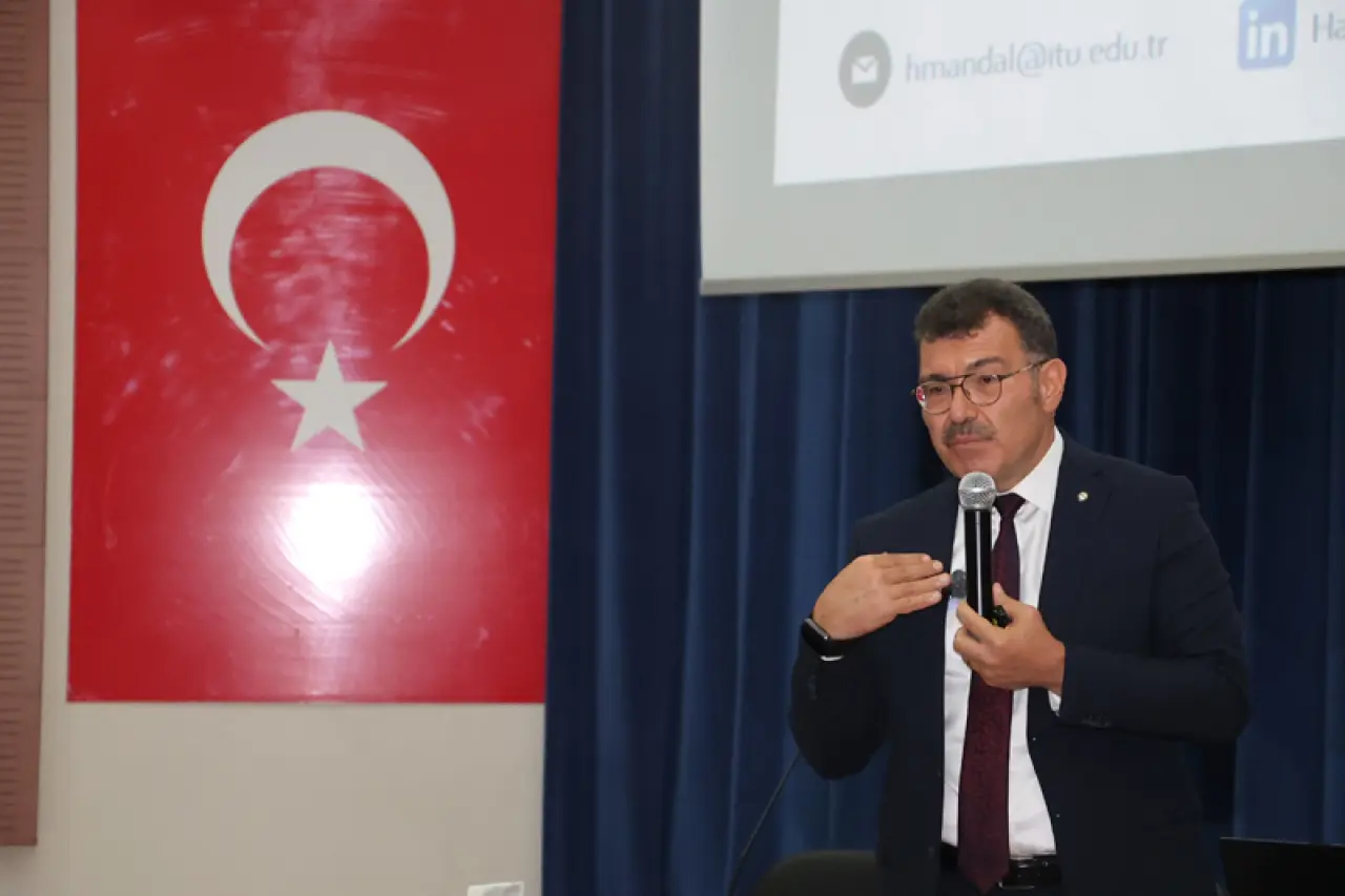 İTÜ Rektörü Amasya’da Konuştu! 5