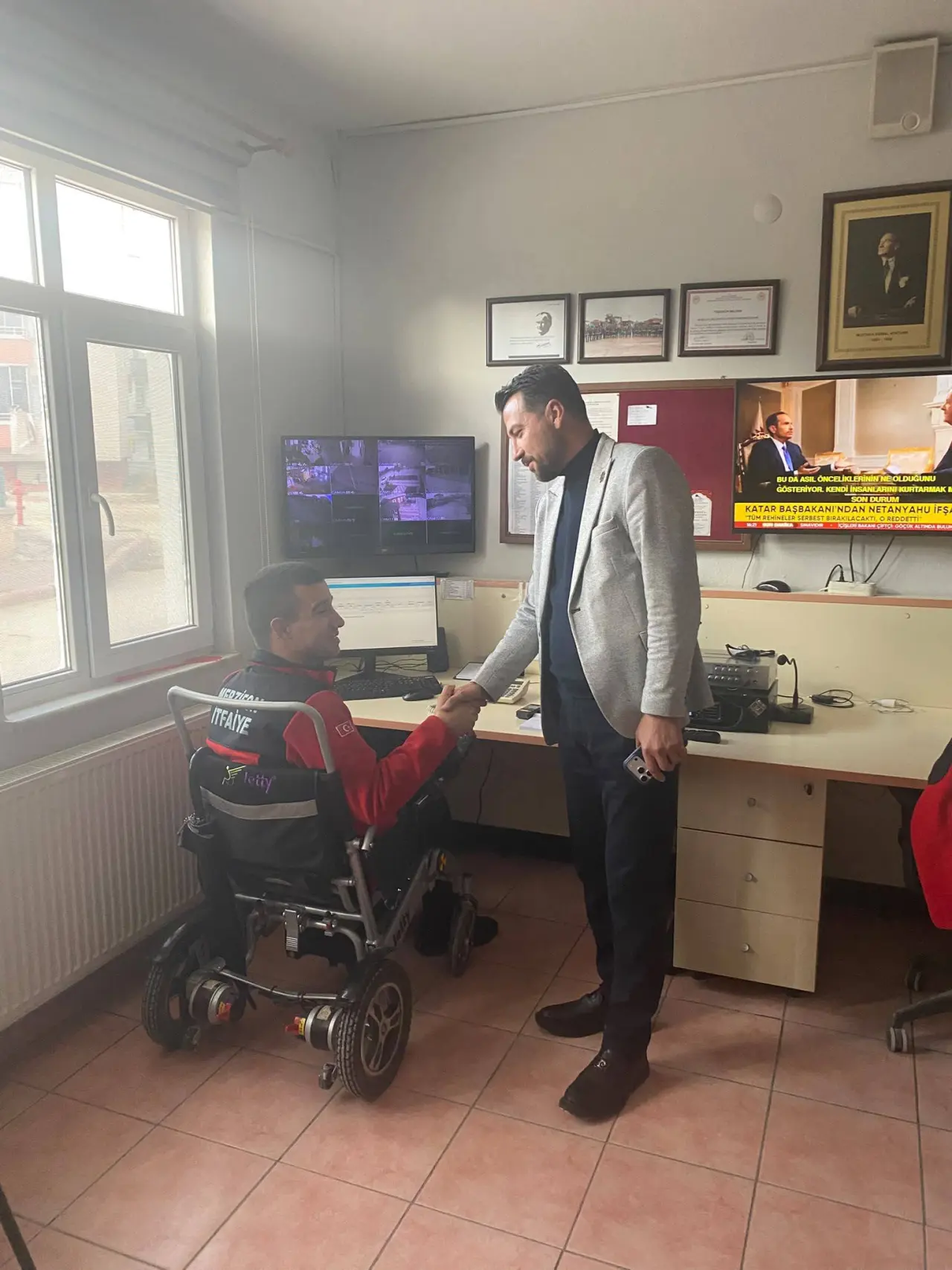 Keleş’ten Kahraman İtfaiyecilere Teşekkür 4