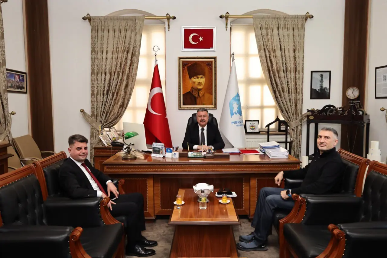 Merzifon Belediyesi’nin Kapısı Hemşehrilere Açık! 2