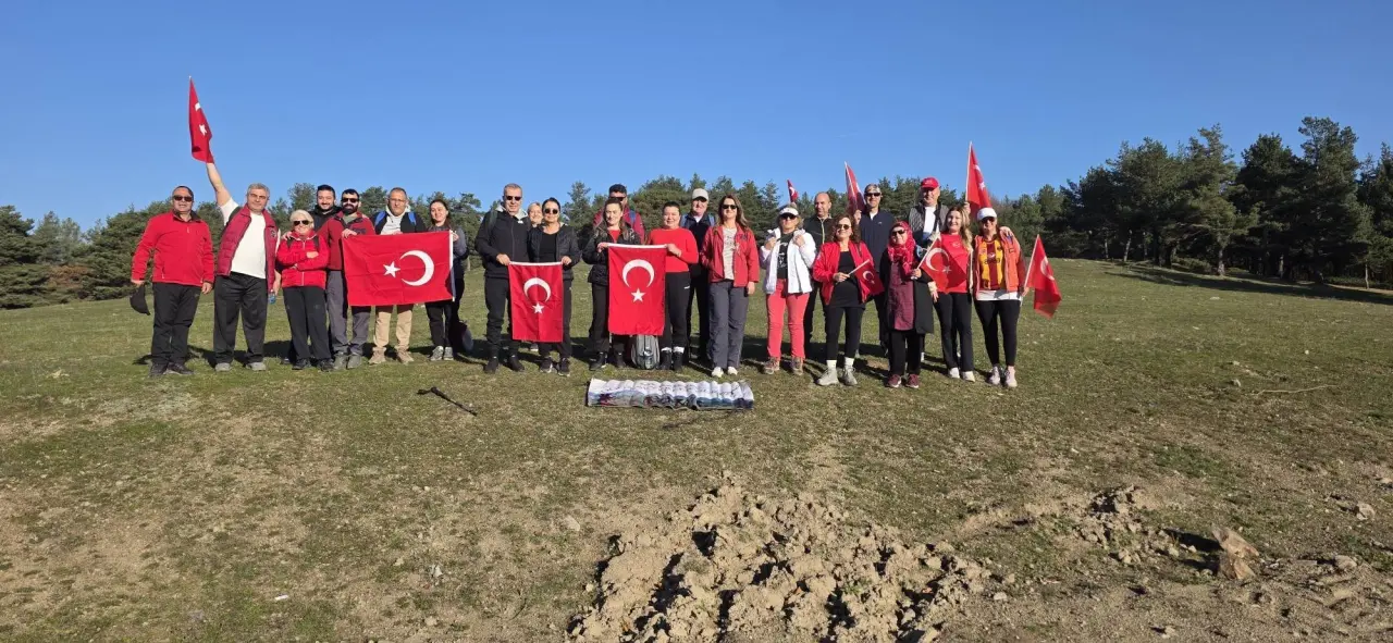 Merzifon Doğaseverlerinden Cumhuriyet Yürüyüşü! 1