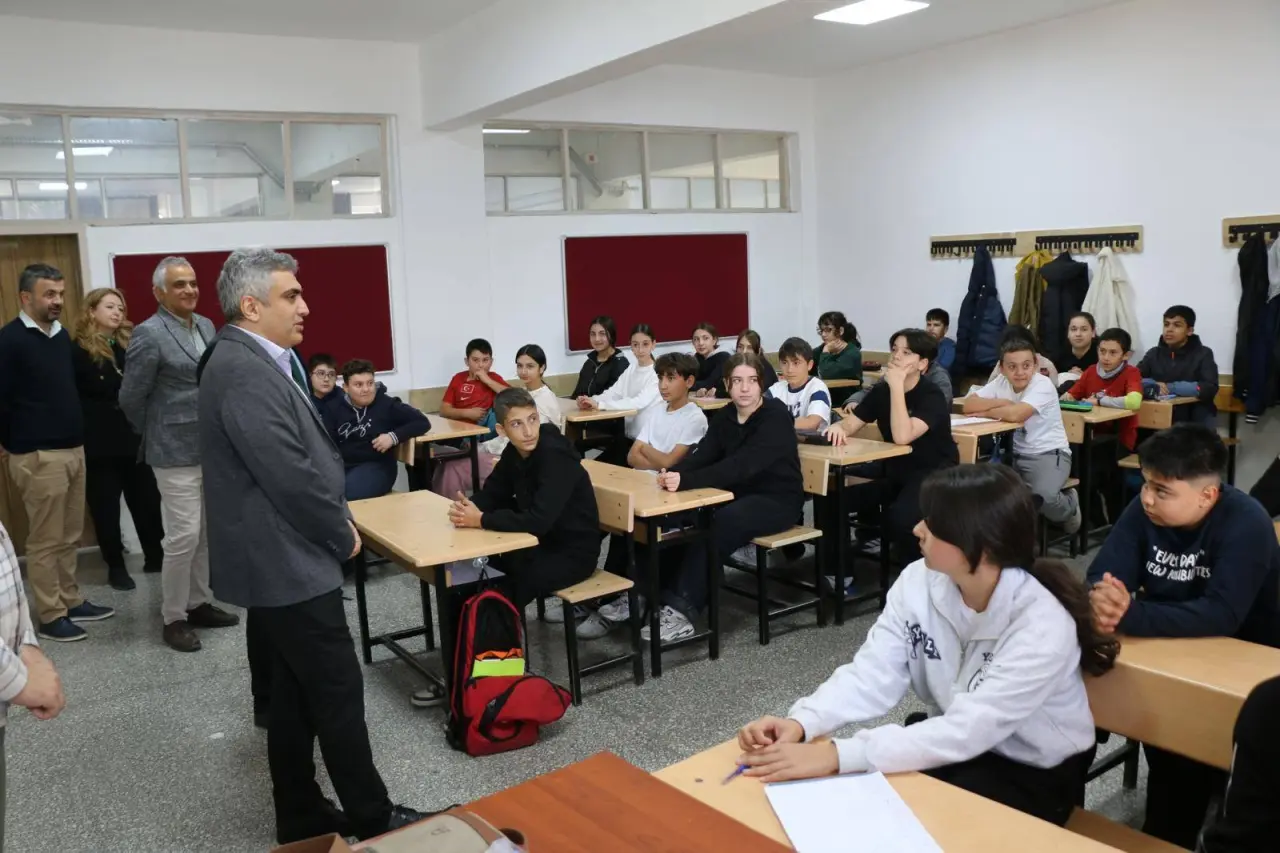 Merzifon Kaymakamı Karaaslan Sınıflara Konuk Oldu 1