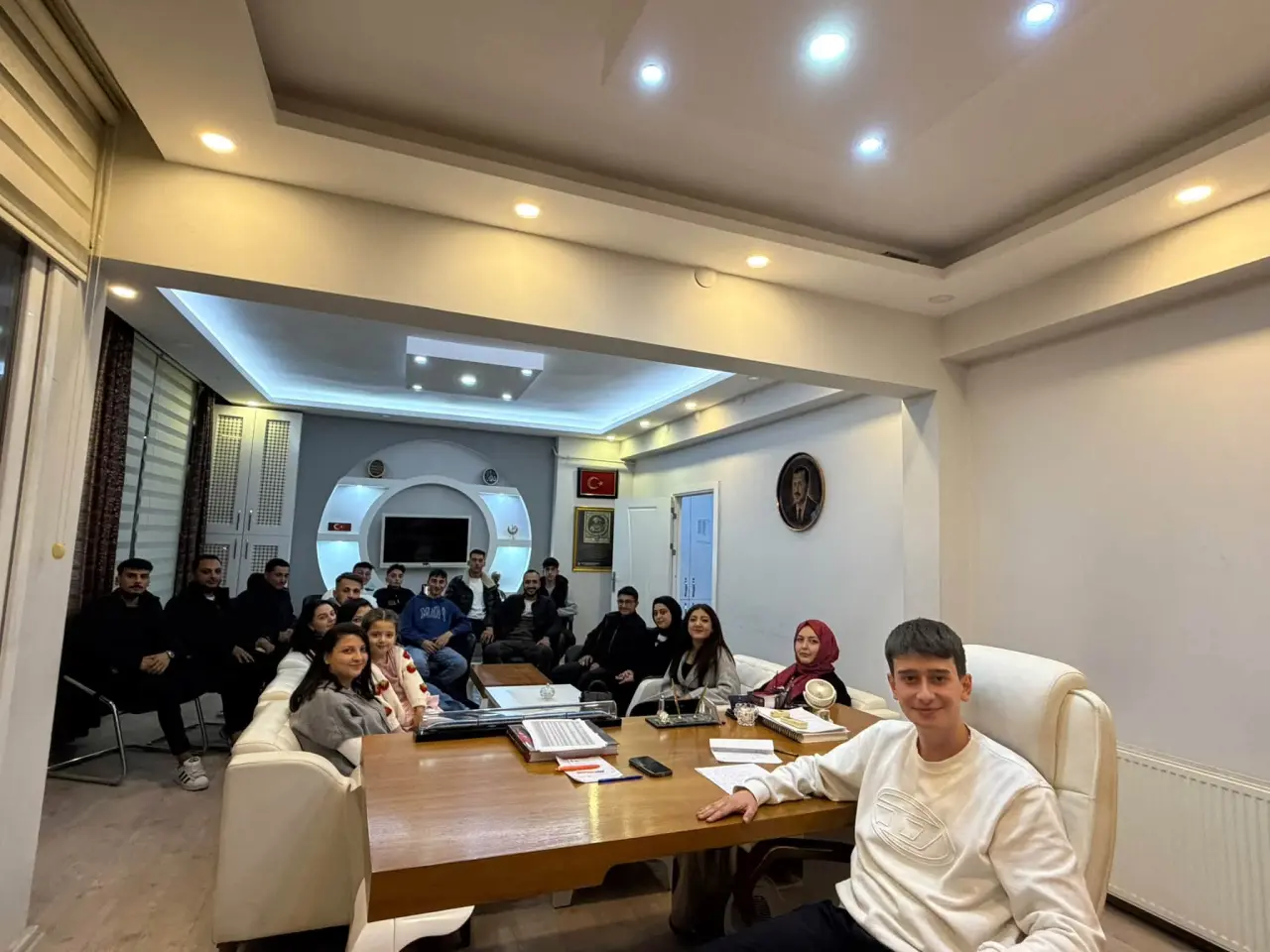 Merzifon’da AK Gençlikten Yeni Seçmen Atağı! 1