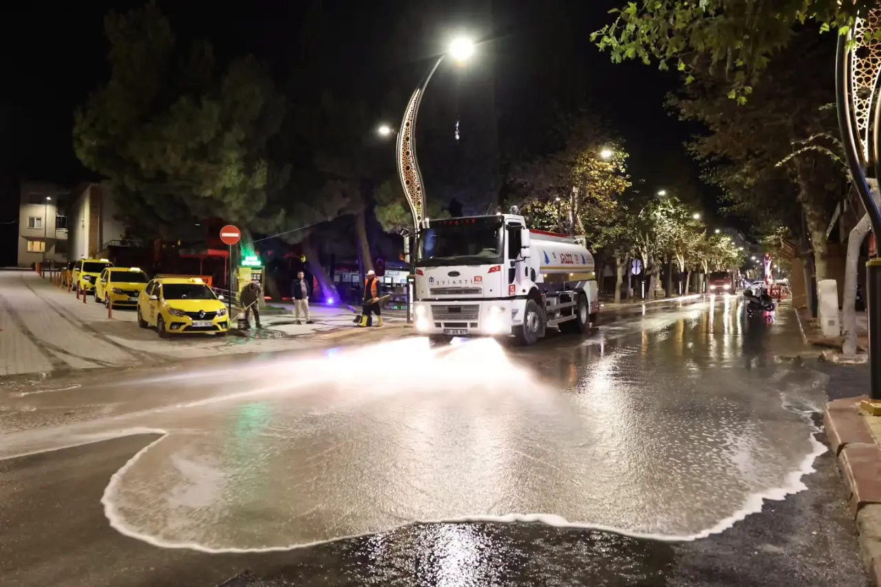 Merzifon’da Asfalt Sonrası Temizlik Seferberliği! 1