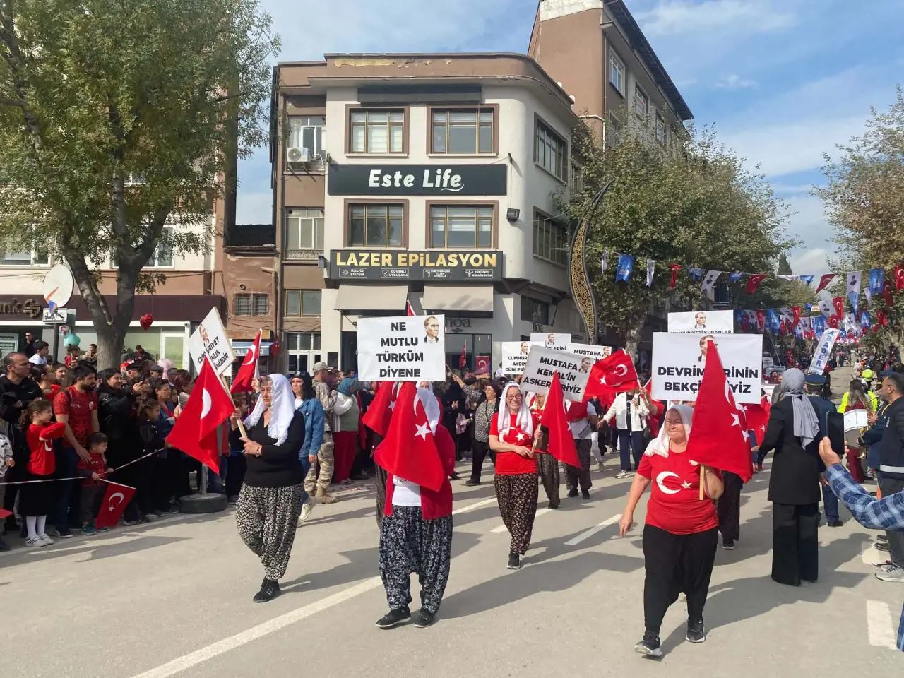 Merzifon’da Cumhuriyet Bayramı Kutlandı 7