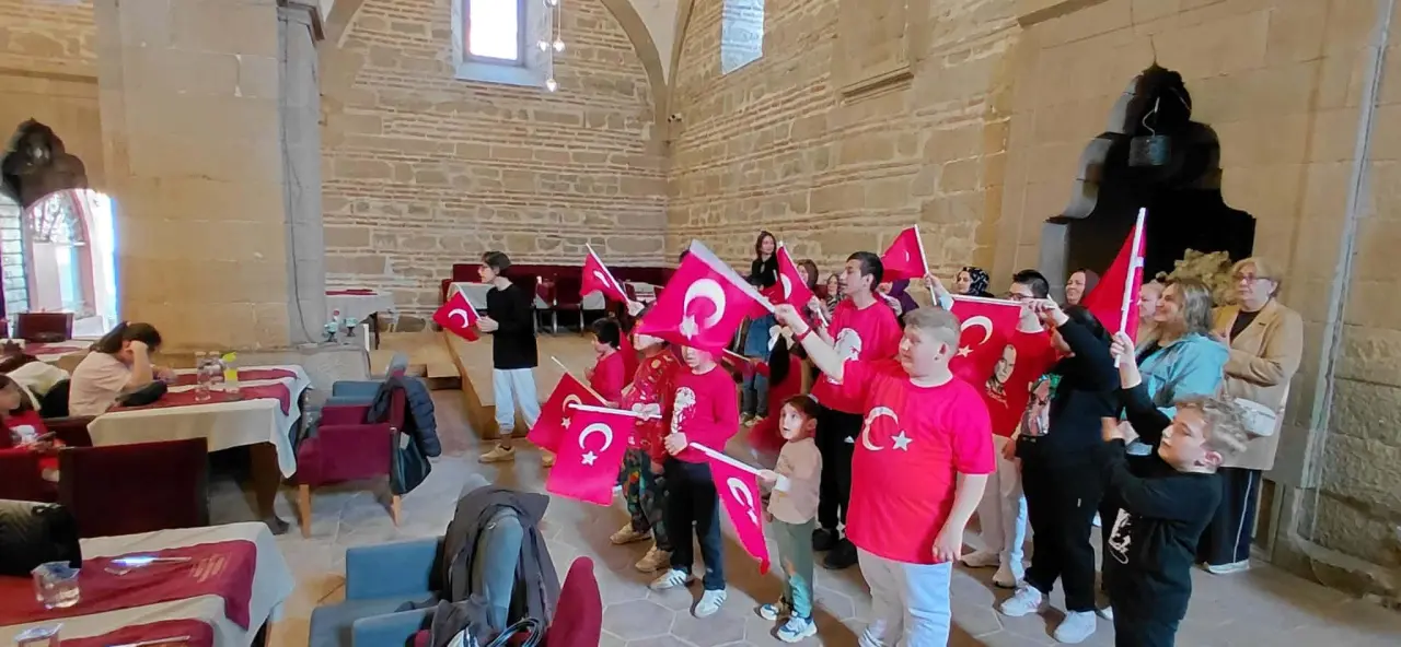 Merzifon’da Özel Öğrencilerden Cumhuriyet Coşkusu! 2