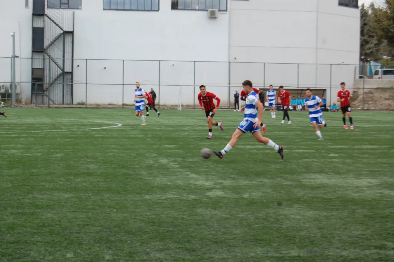 Merzifonspor ile Arca Çorum FK Yenişemedi: 1-1 4