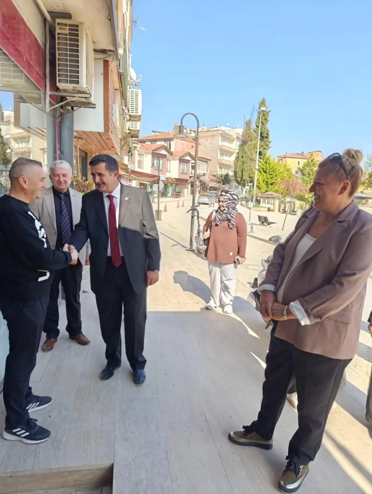 MHP Merzifon’da Kapı Kapı Geziyor! 6