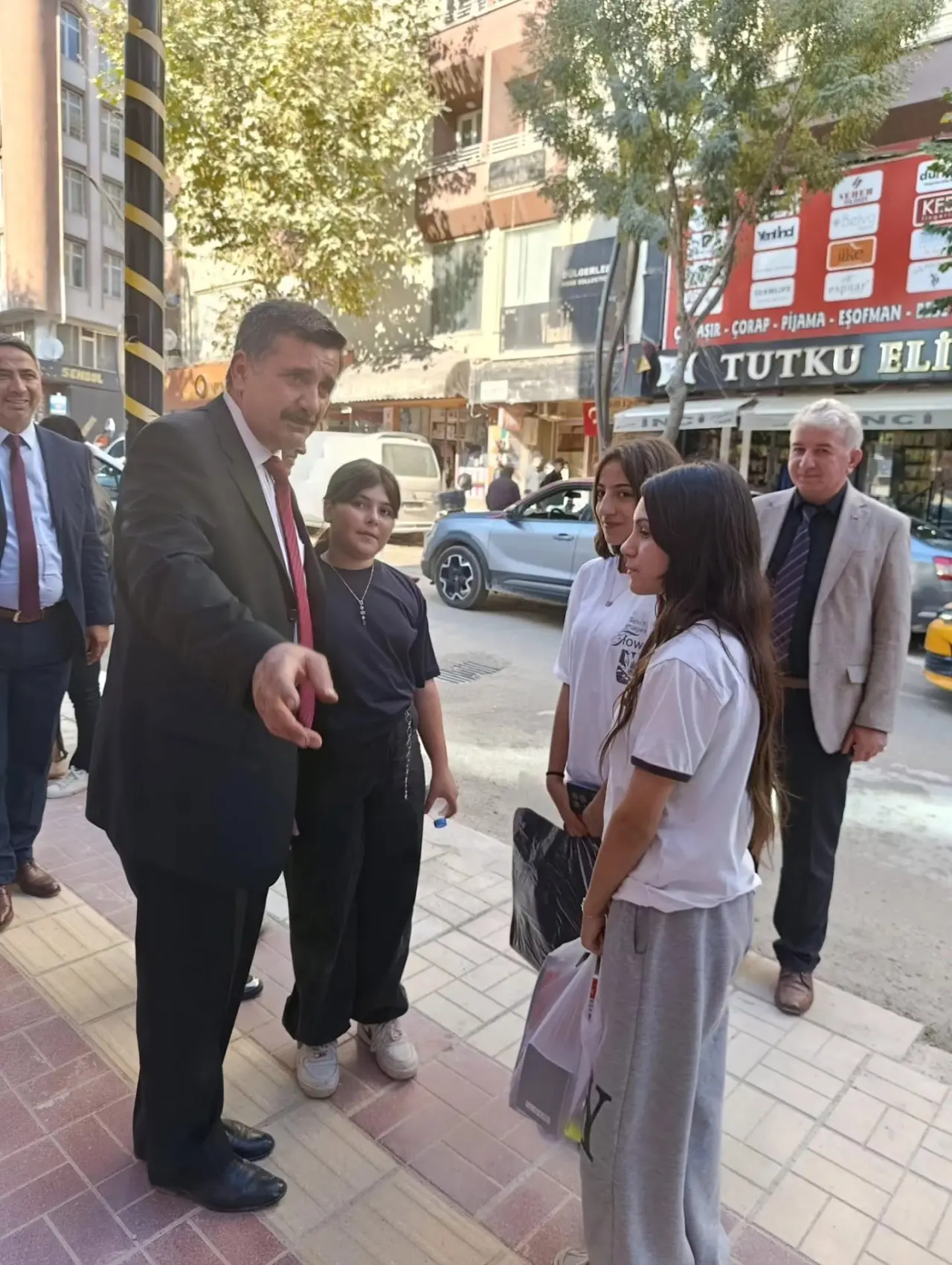 MHP Merzifon’da Kapı Kapı Geziyor! 1