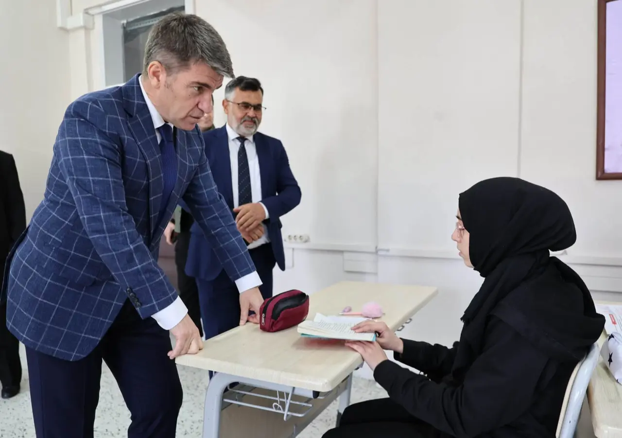 Vali Bakan Suluovalı Gençlerle Buluştu! 4