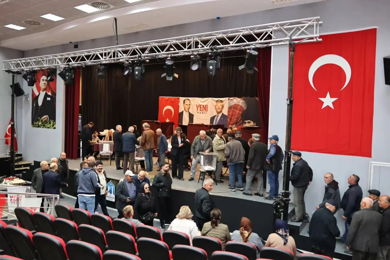 Yeni Partililer İl Başkanı İçin Sandık Başına Gitti! 1