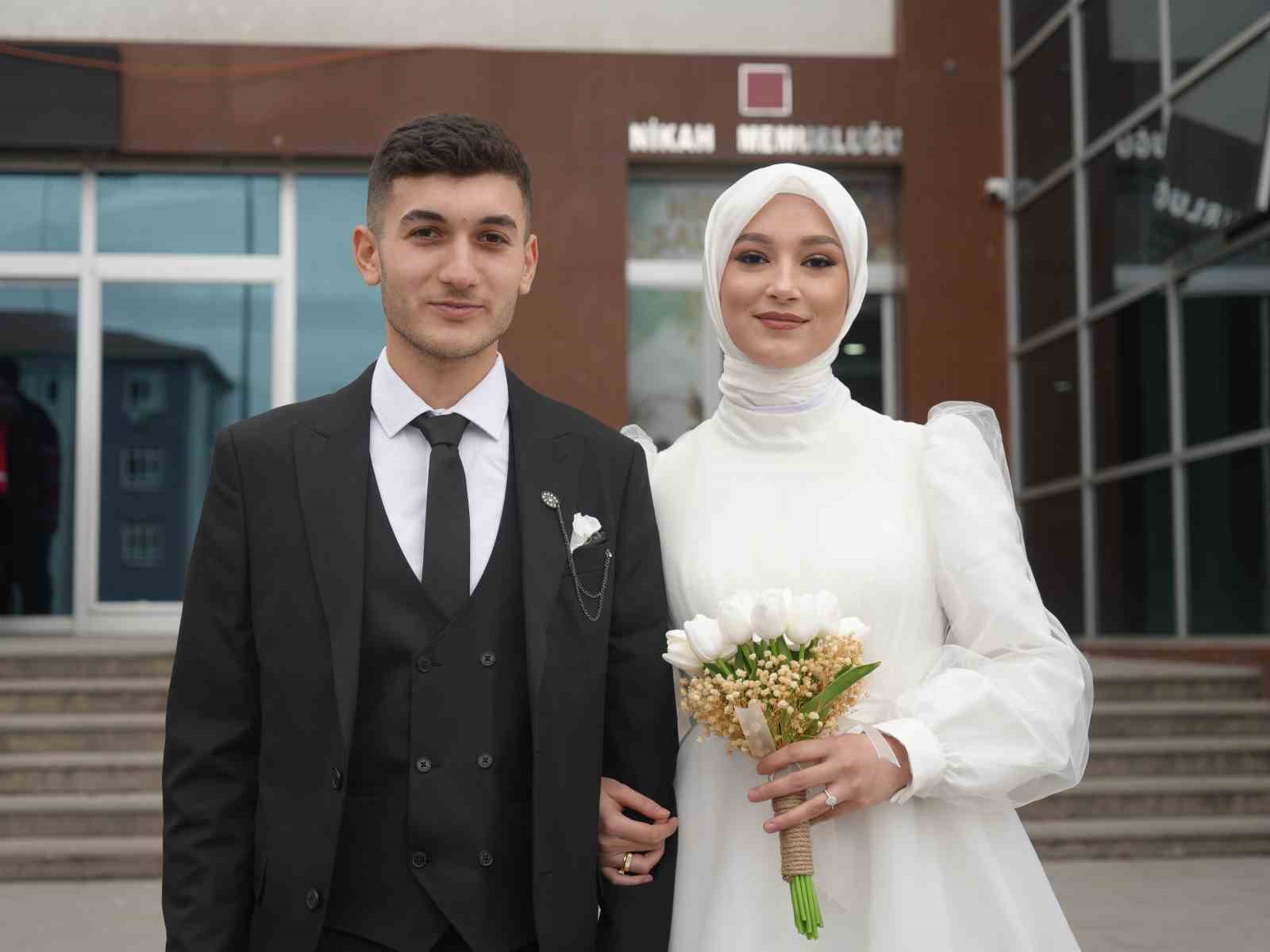 bakan-goktas-evlilik-kredisinden-faydalanan-ciftin-nikah-sahidi-oldu