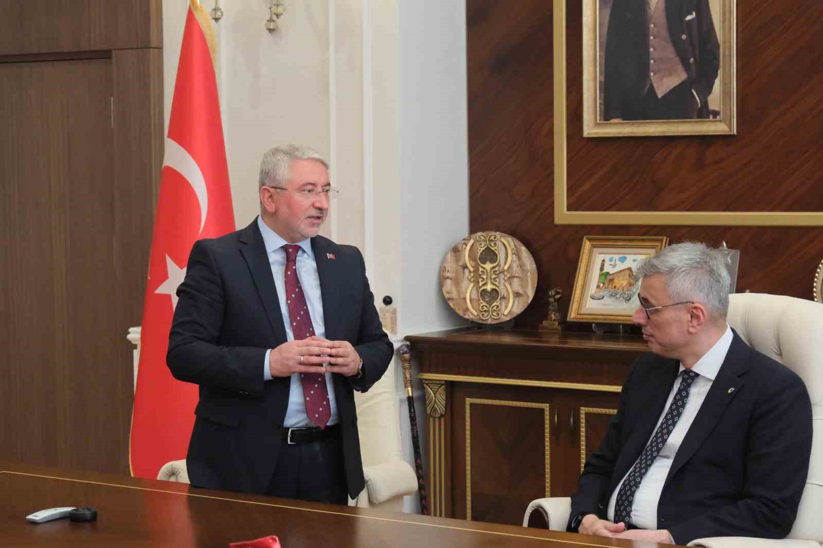 bakan-memisoglu-corum-su-anda-anadolunun-goz-bebegi-bir-sehir-olmus