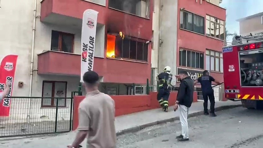 ogrencilerin-kaldigi-evde-cikan-yangin-sonduruldu