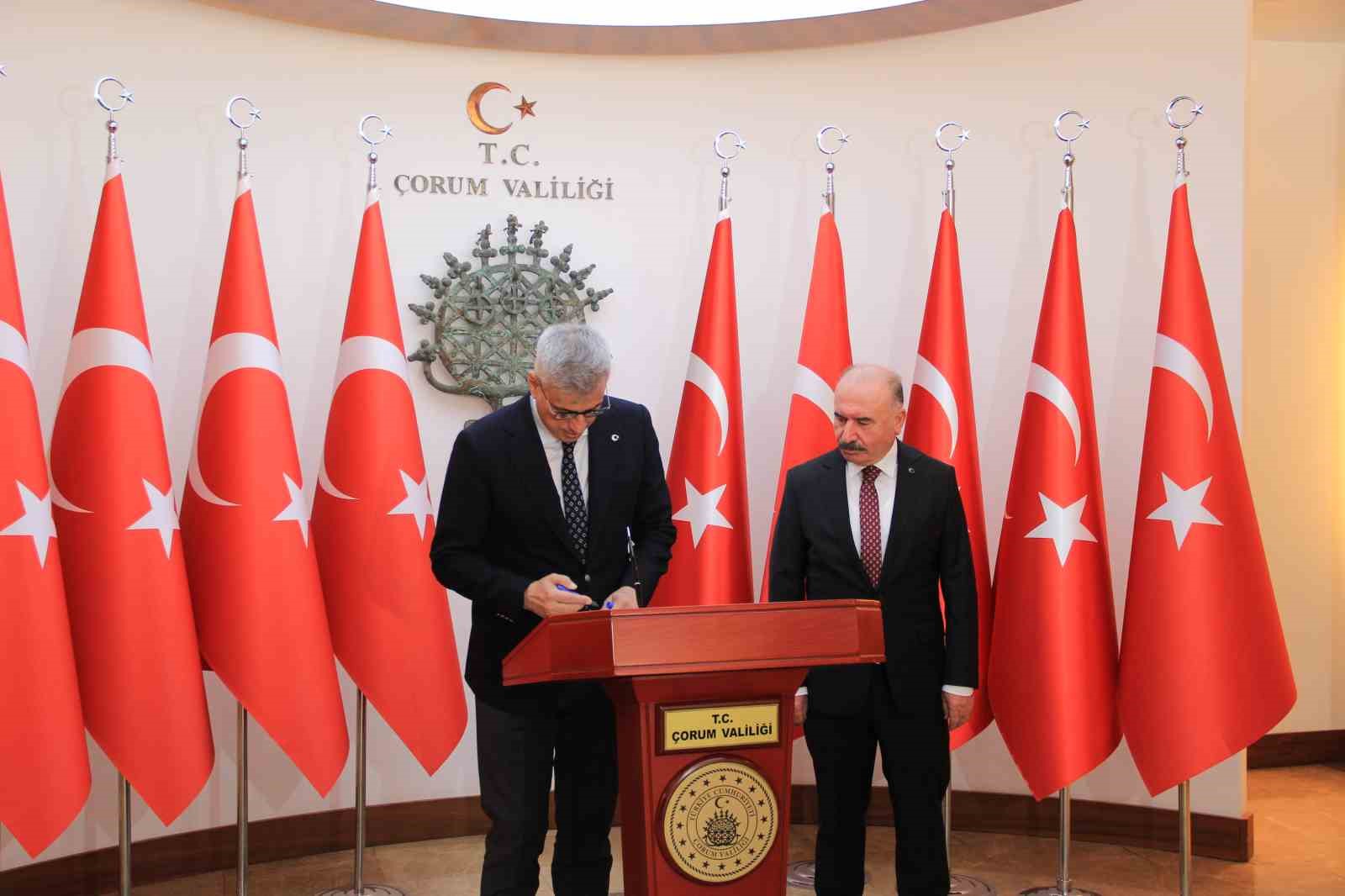 saglik-bakani-kemal-memisoglu-corumda-saglik-yoneticileriyle-bulustu