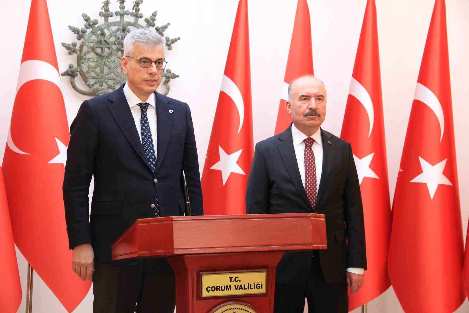 saglik-bakani-kemal-memisoglu-corumda-saglik-yoneticileriyle-bulustu