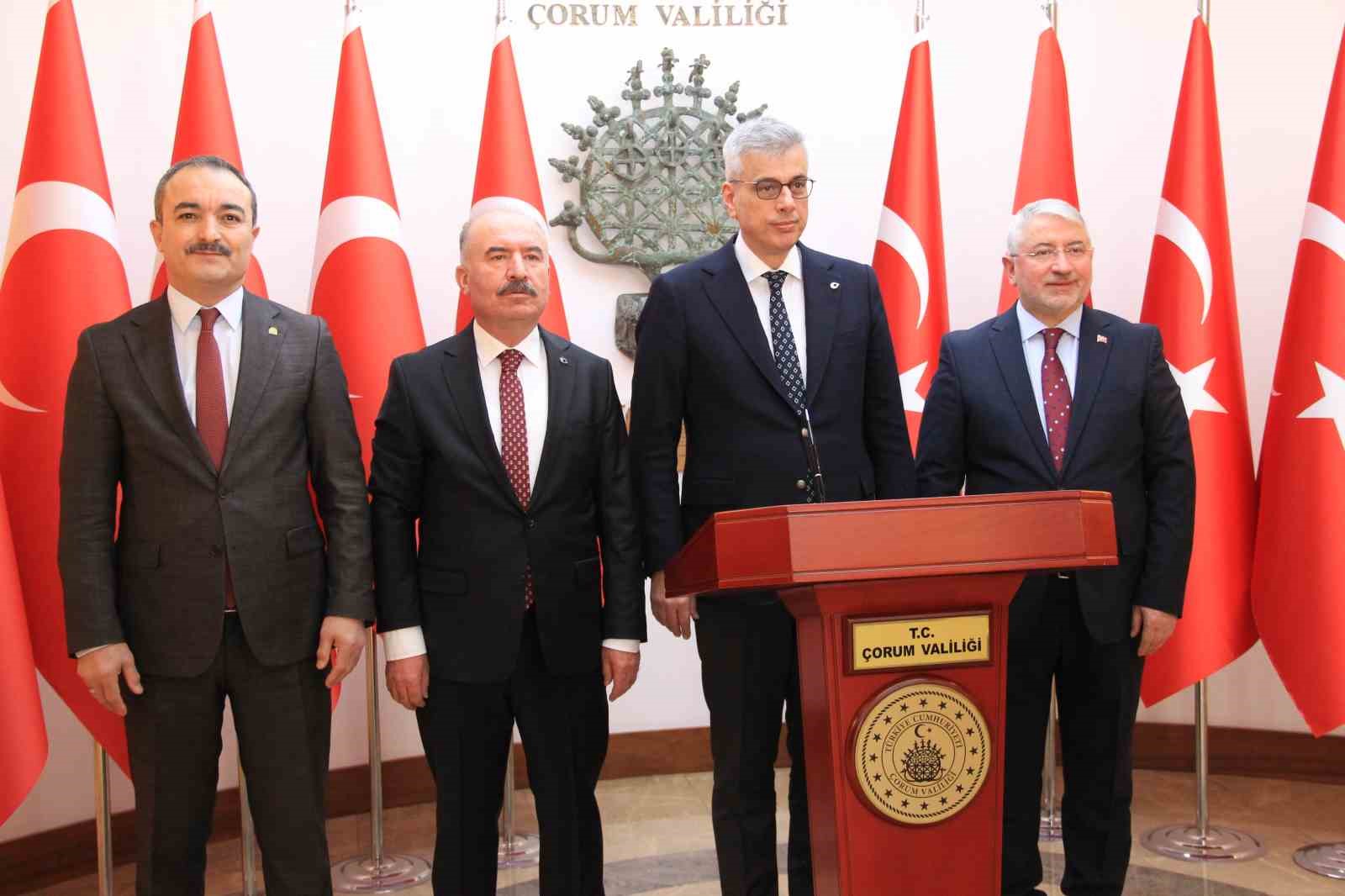 saglik-bakani-kemal-memisoglu-corumda-saglik-yoneticileriyle-bulustu