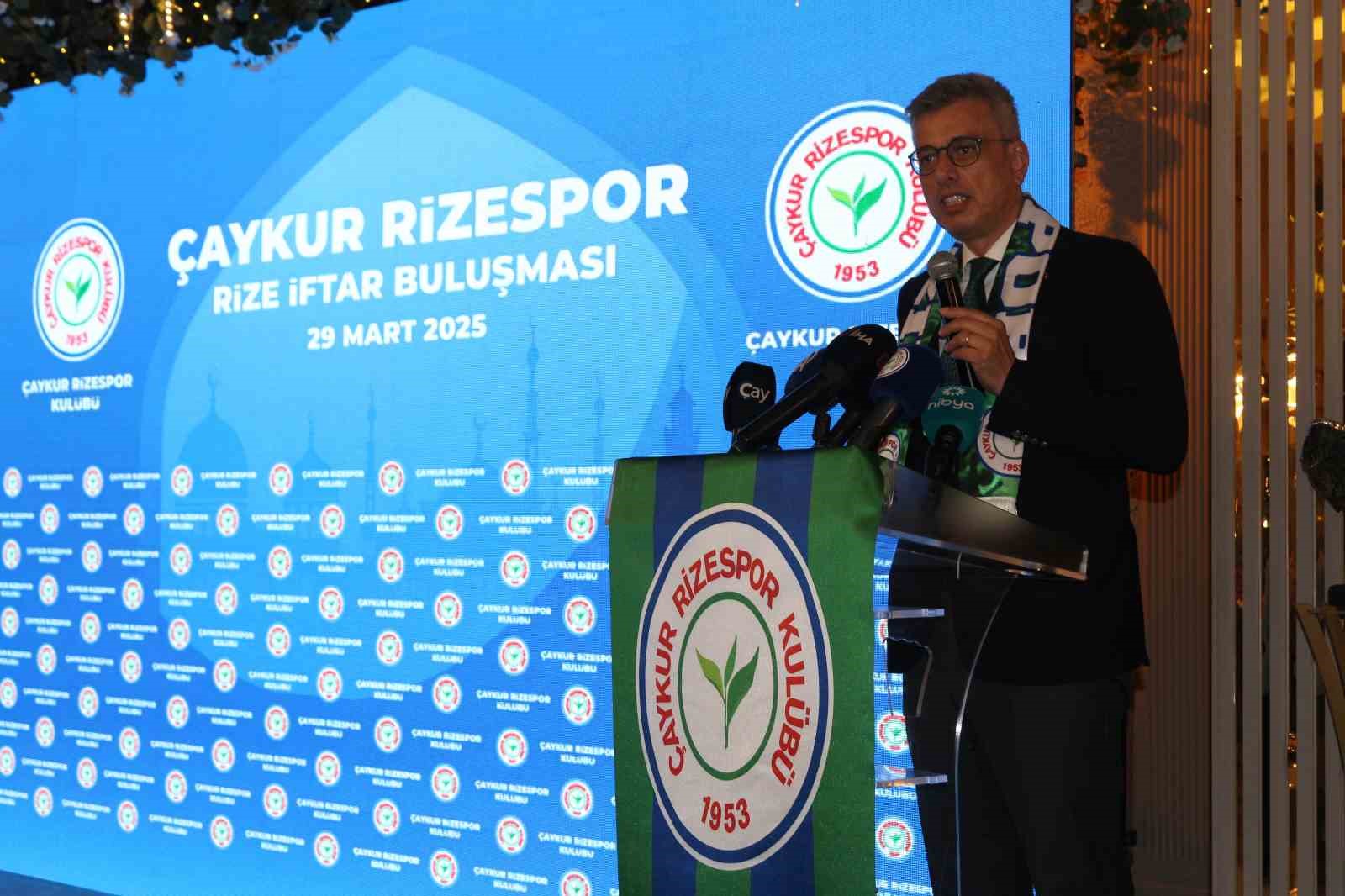 saglik-bakani-memisoglu-1-yilda-1-milyar-kez-insanlarimiza-dokunduk