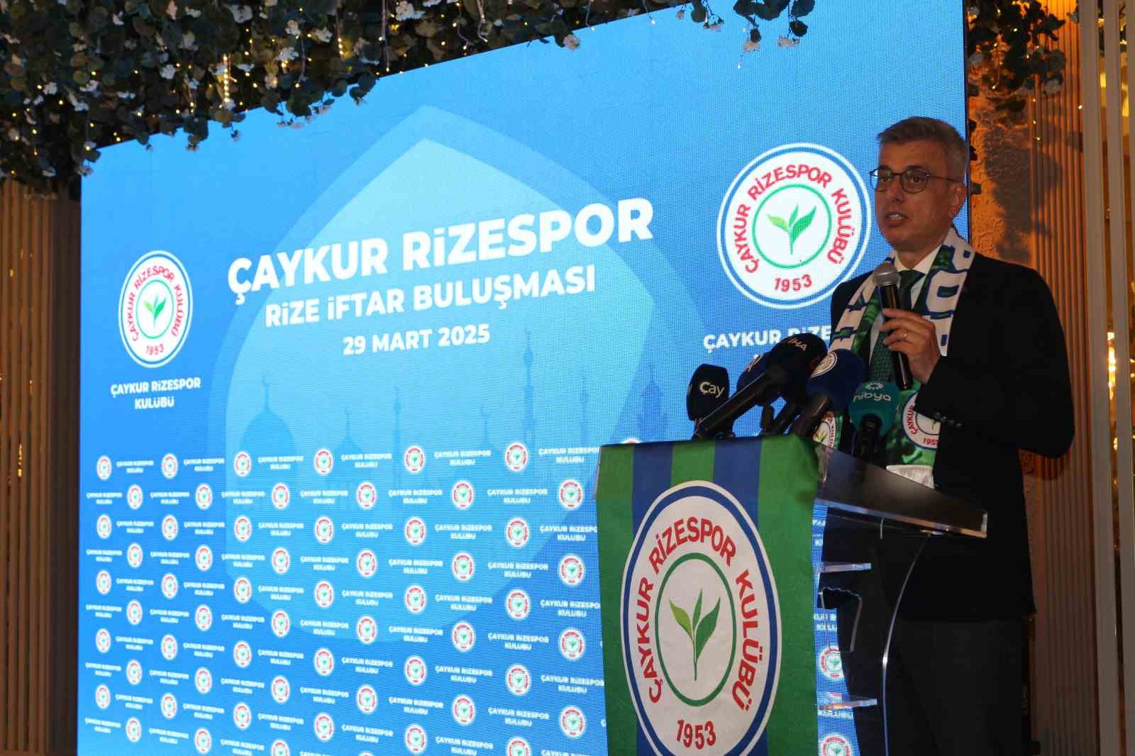 saglik-bakani-memisoglu-1-yilda-1-milyar-kez-insanlarimiza-dokunduk