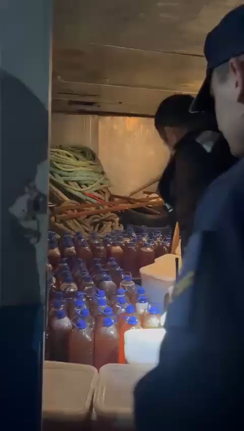 samsunda-balikci-deknesine-kacak-bal-operasyonu-1-ton-240-kilo-bal-ele-gecirildi
