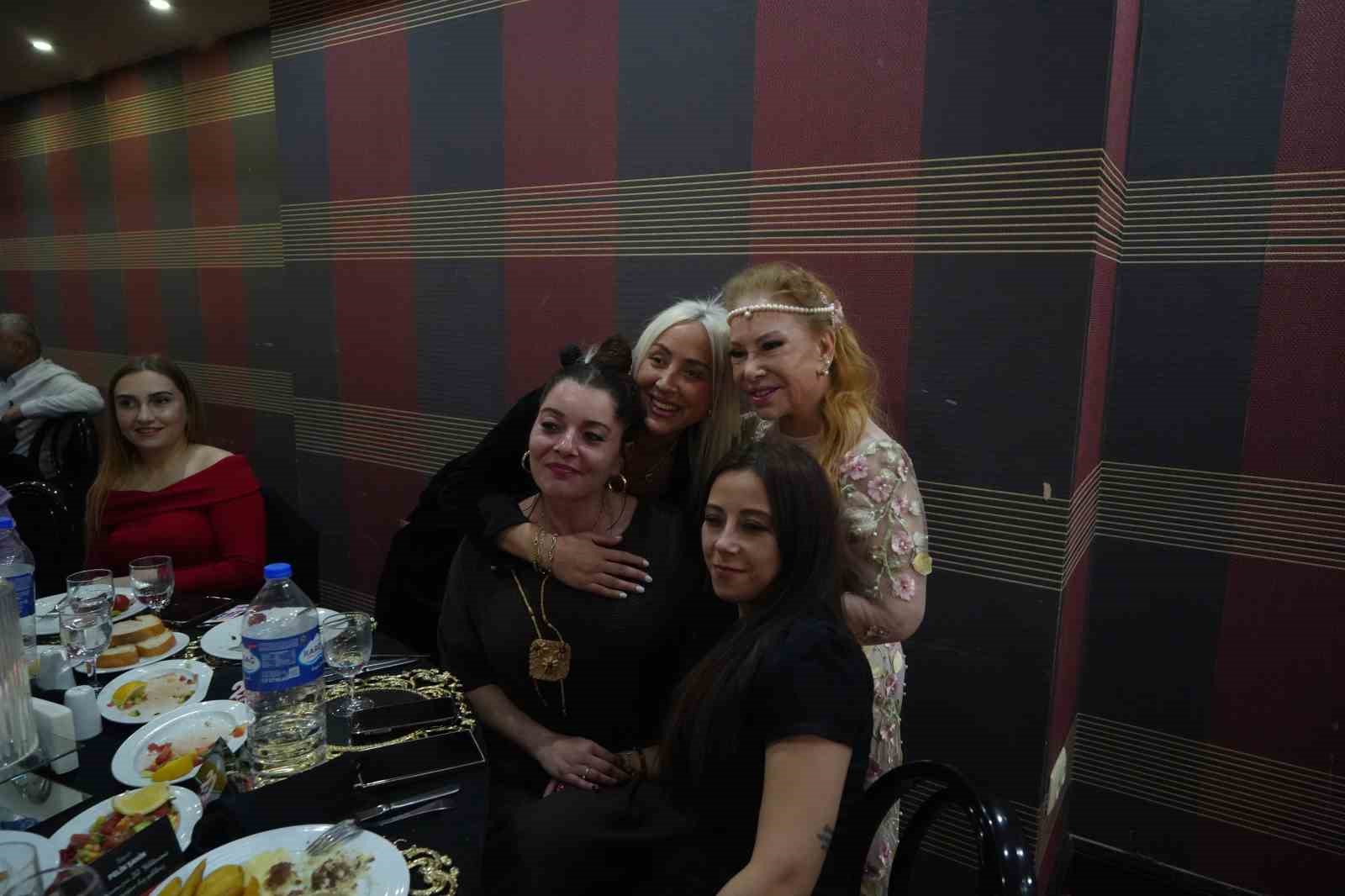 83-yasindaki-bedia-akarturk-halkima-daha-guzel-gorunmek-icin-ameliyat-oldum