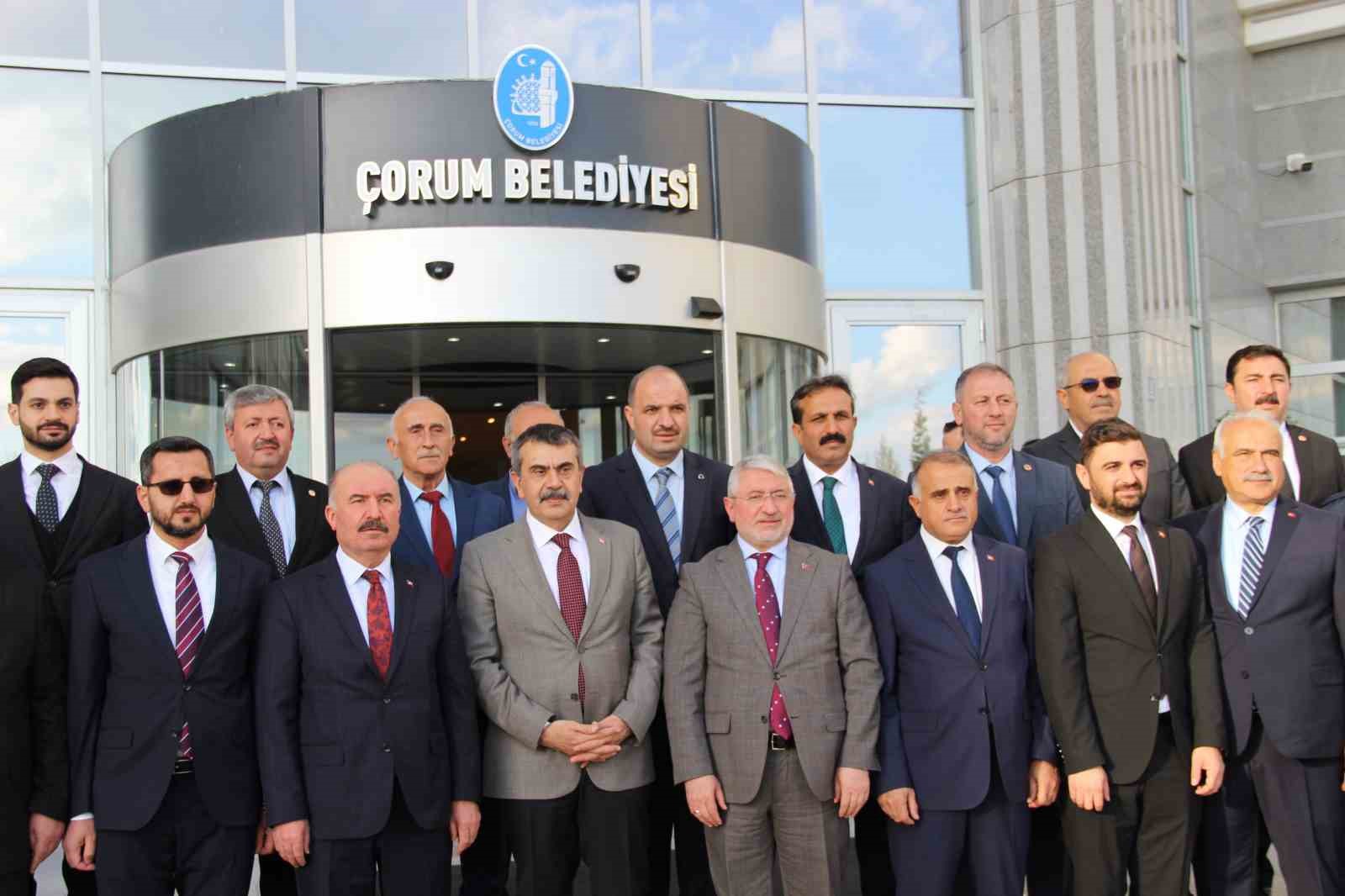 baskan-asgin-taleplerini-bakan-tekine-iletti
