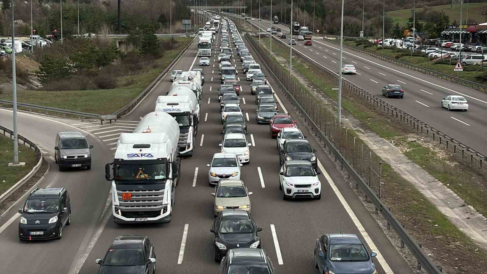 bayram-trafigi-durma-noktasina-geldi