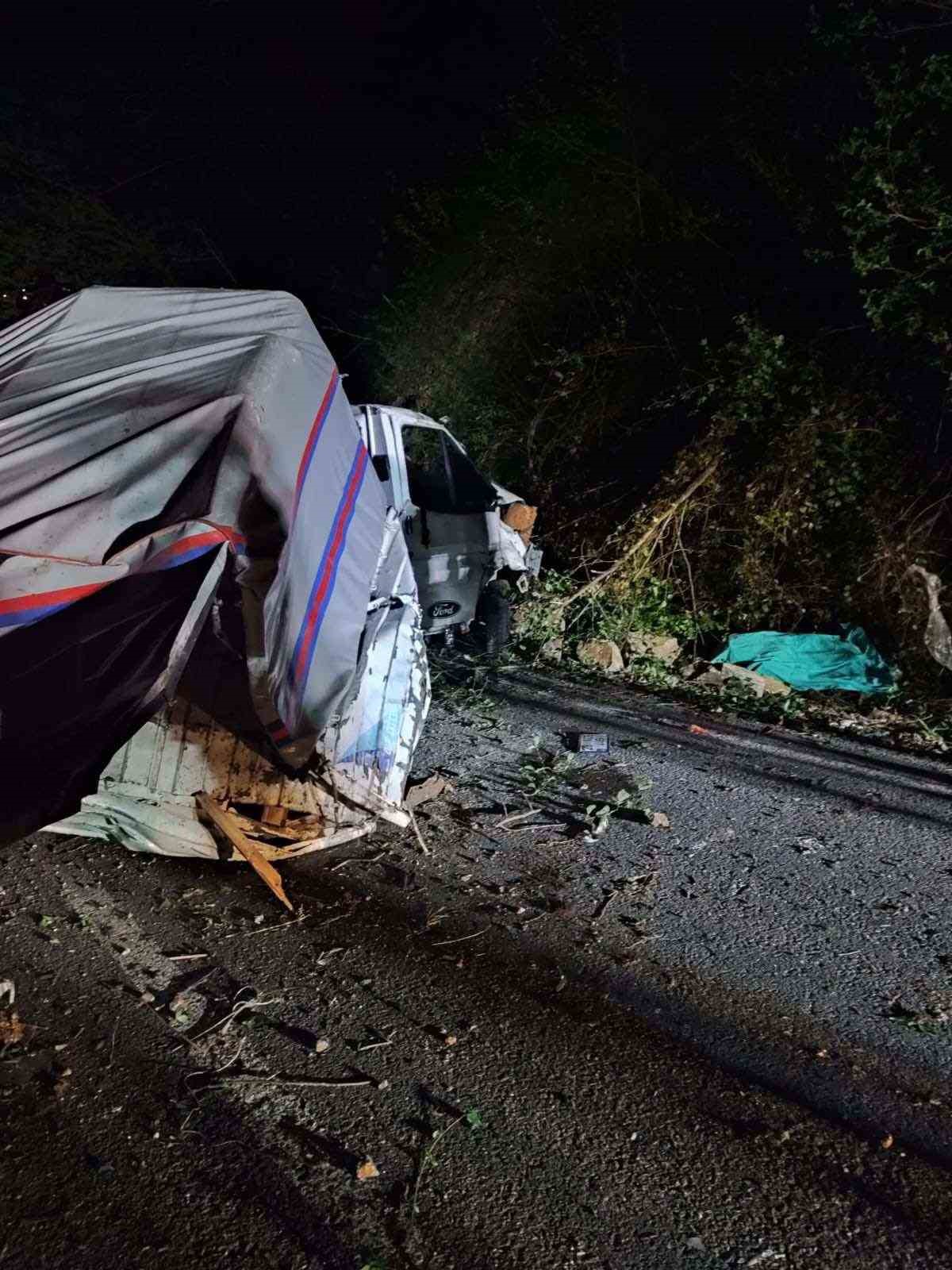 giresunda-trafik-kazasi-1-olu-1-yarali