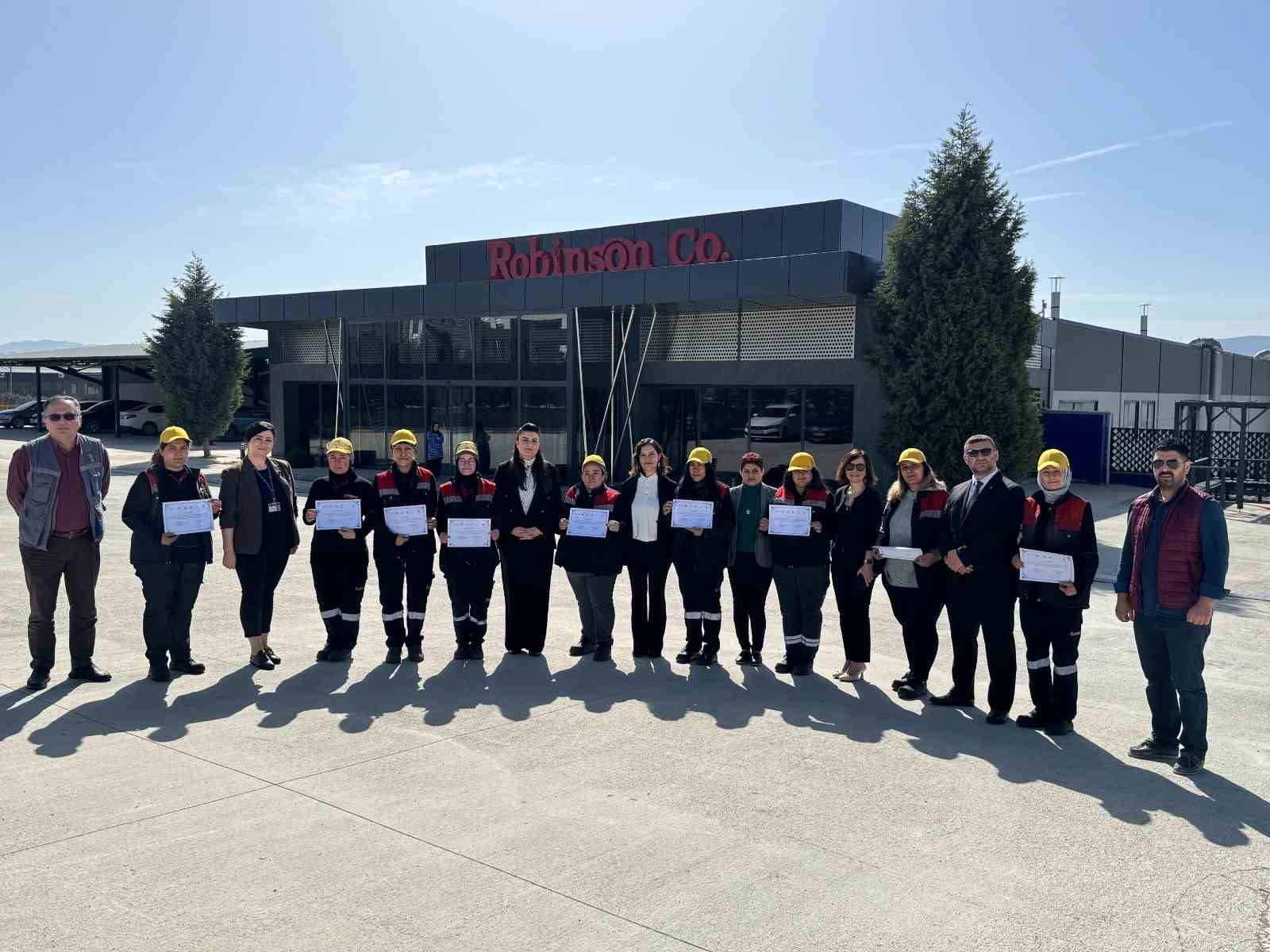 kadin-kaynak-operatorleri-corum-sanayisinde-yerini-aldi