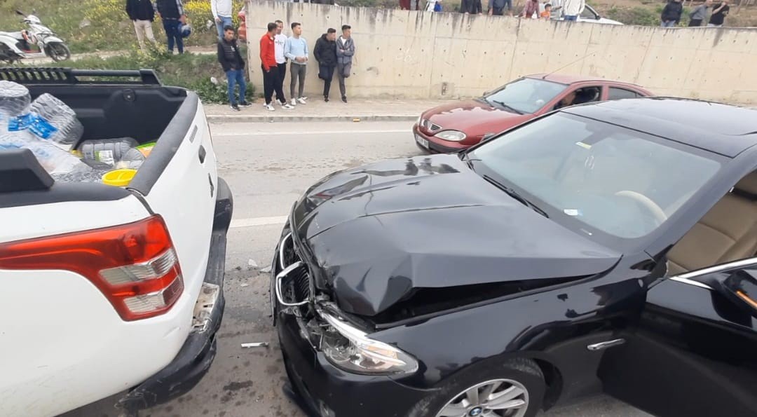 samsunda-3-aracin-karistigi-zincirleme-trafik-kazasi-1-yarali