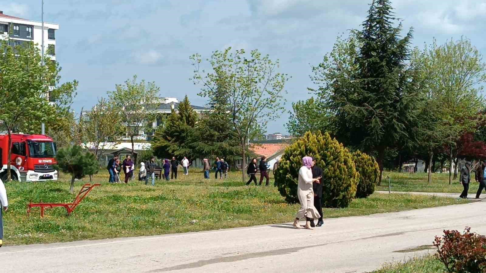 samsunda-huzurevinde-yangin-panigi-huzurevi-tahliye-edildi