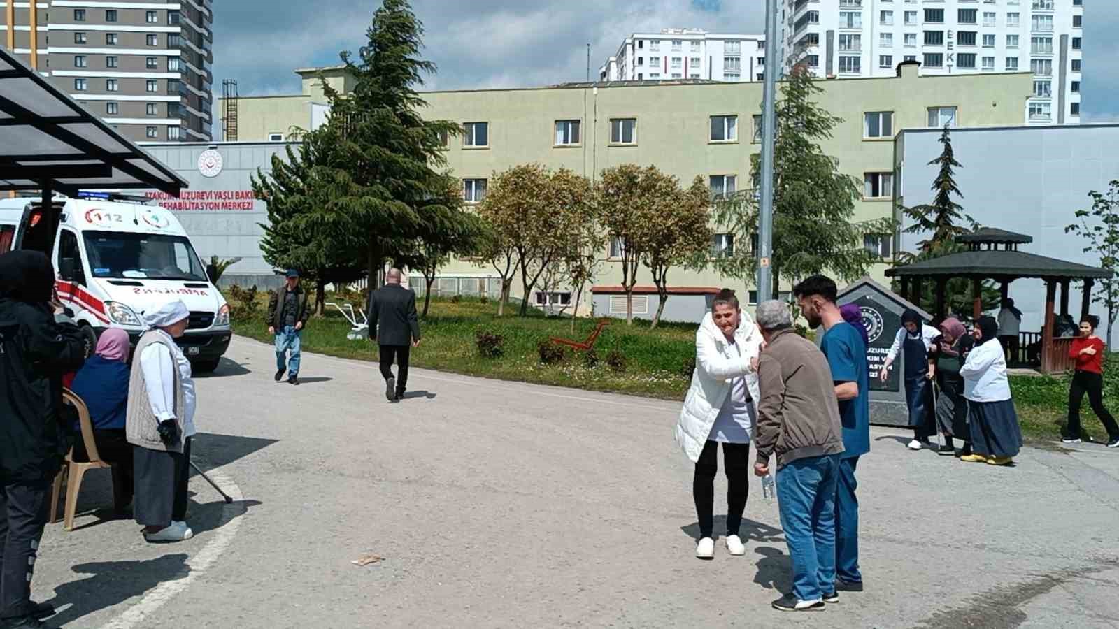 samsunda-huzurevinde-yangin-panigi-huzurevi-tahliye-edildi