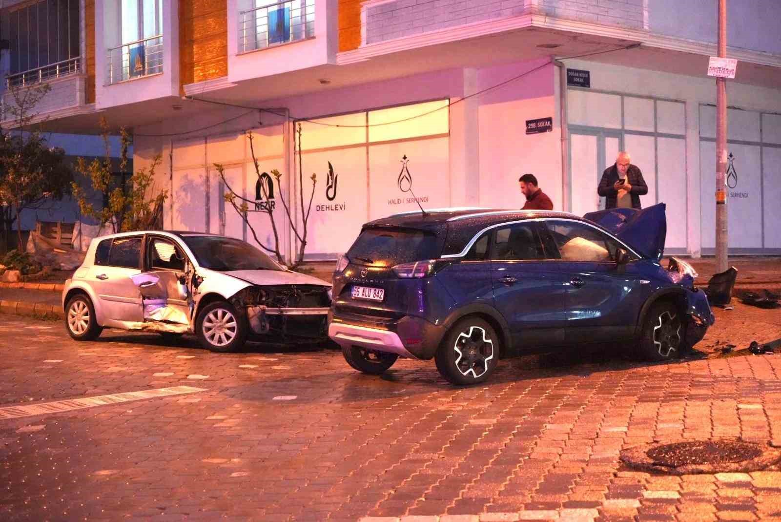 suv-arac-ile-otomobil-carpisti-6-yarali