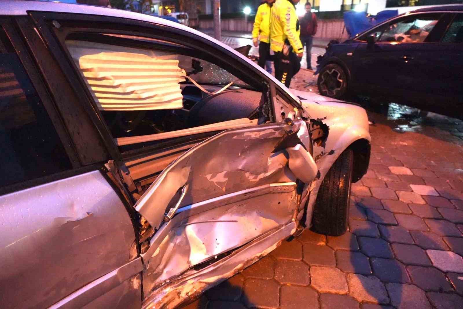 suv-arac-ile-otomobil-carpisti-6-yarali