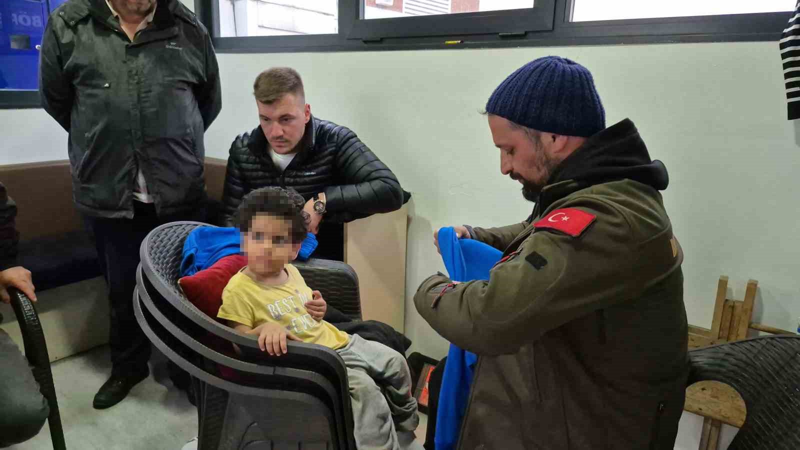 taksicilerden-insanlik-olmemis-dedirten-hareket