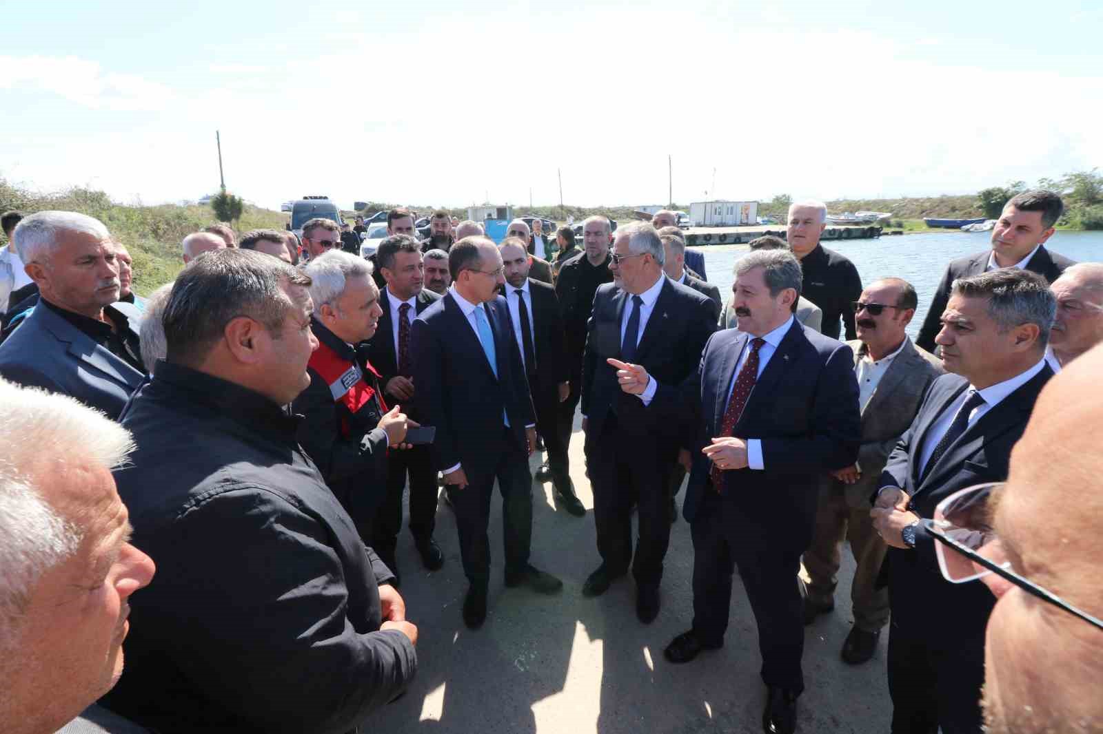 bafrada-sahil-erozyonu-1-milyar-tllik-projeyle-onlenecek