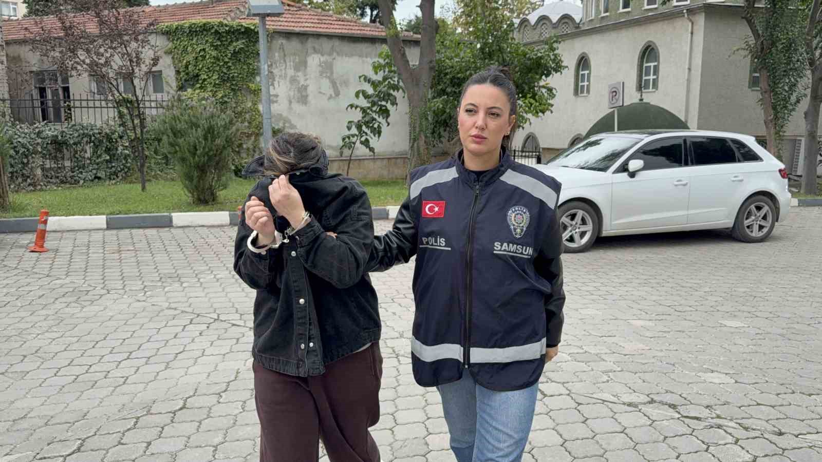 baktigi-yasli-kadinin-hesabindan-kendi-hesabina-78-bin-lira-aktardi-tutuklandi