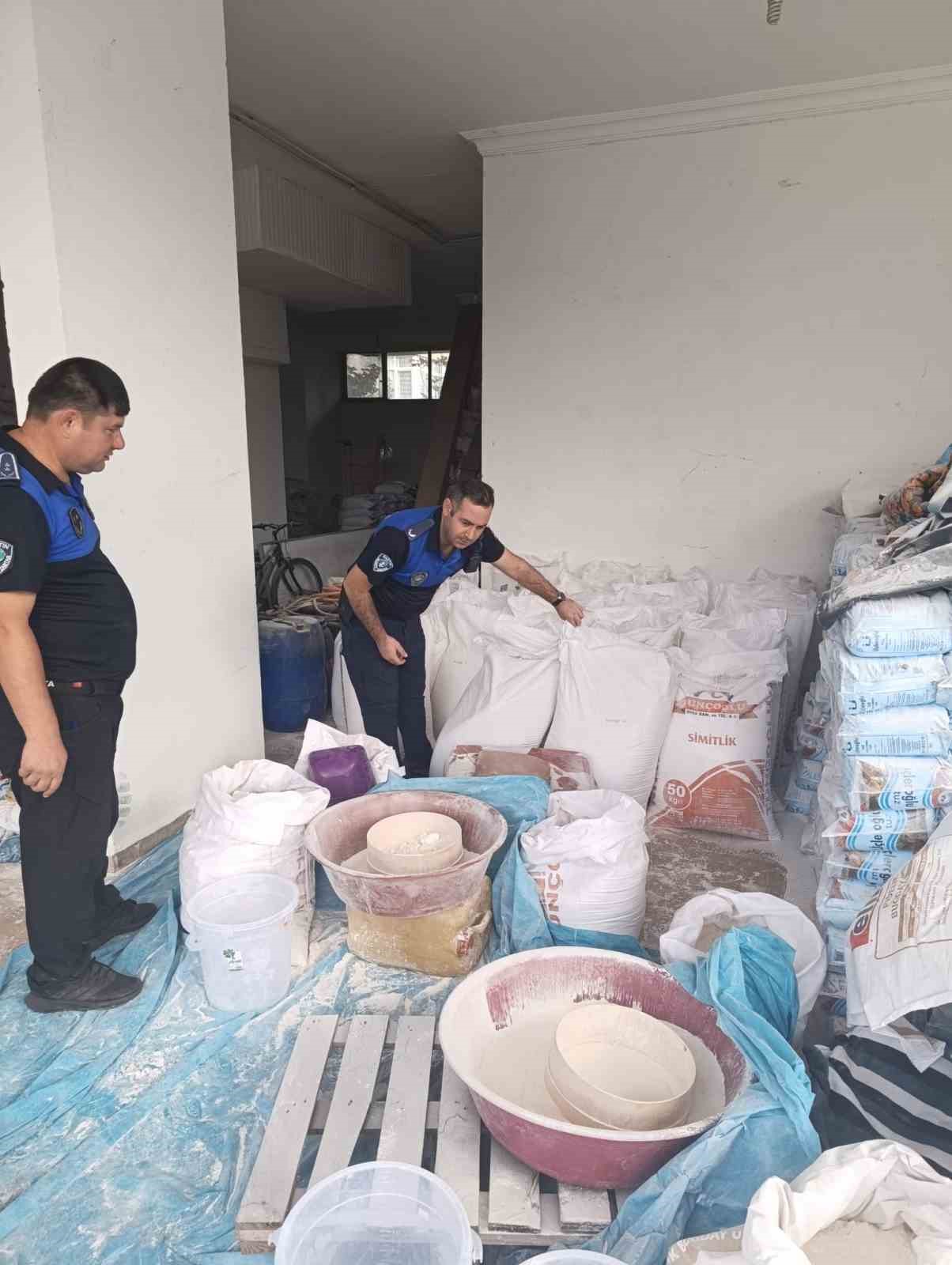 bartinda-75-ton-boceklenmis-ve-tarihi-gecmis-un-ele-gecirildi