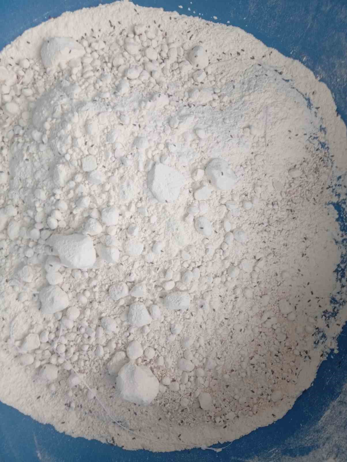 bartinda-75-ton-boceklenmis-ve-tarihi-gecmis-un-ele-gecirildi