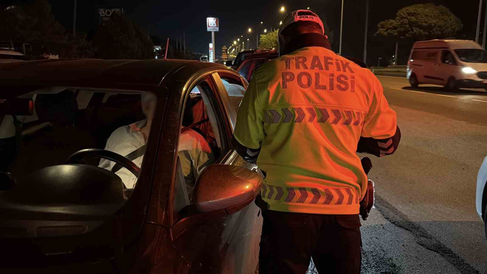 boluda-162-bin-arac-denetlendi-8-bin-surucuye-ceza