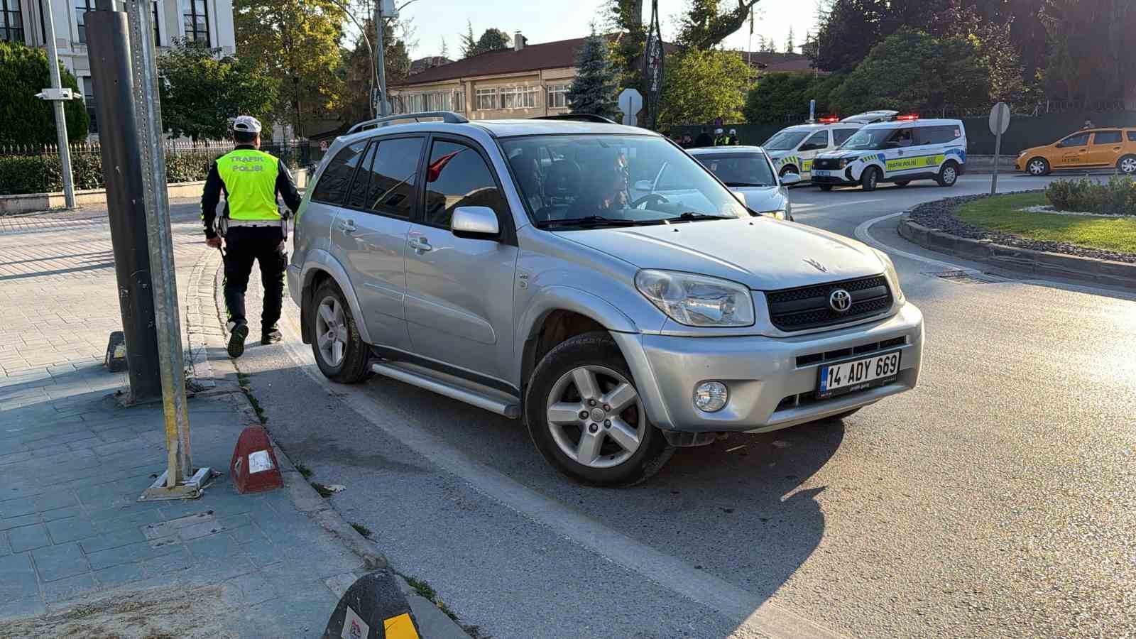 boluda-elektrikli-bisiklet-ile-cip-carpisti-14-yasindaki-cocuk-yaralandi