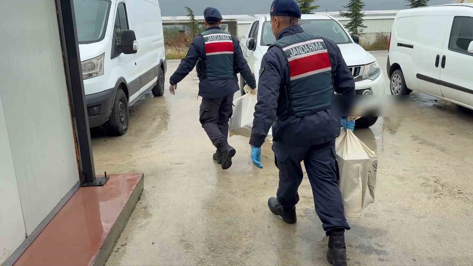boludaki-zimmet-operasyonunun-detaylari-belli-oldu-ikinci-el-mantar-cadirlarinda-24-milyon-liralik-vurgun-iddiasi