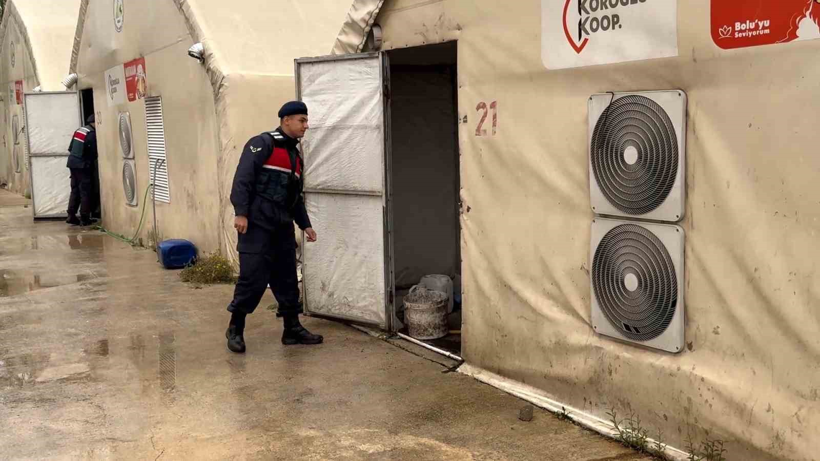 boludaki-zimmet-operasyonunun-detaylari-belli-oldu-ikinci-el-mantar-cadirlarinda-24-milyon-liralik-vurgun-iddiasi