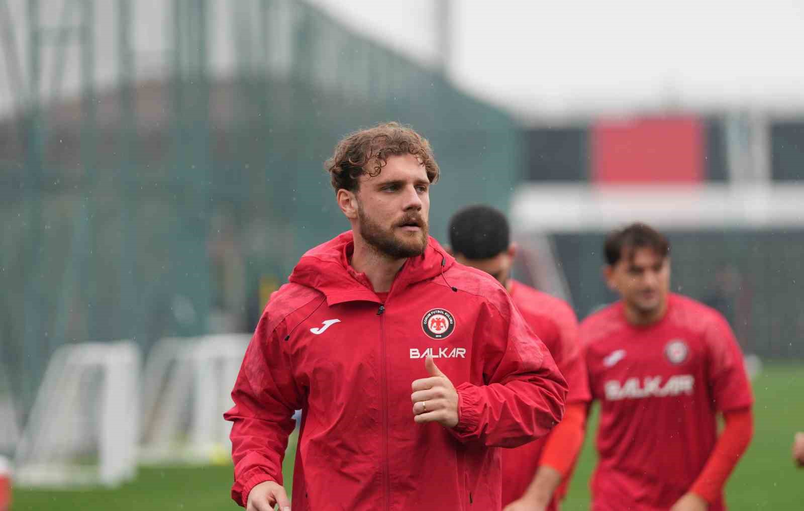 corum-fk-caykur-rizespor-mesaisini-surdurdu