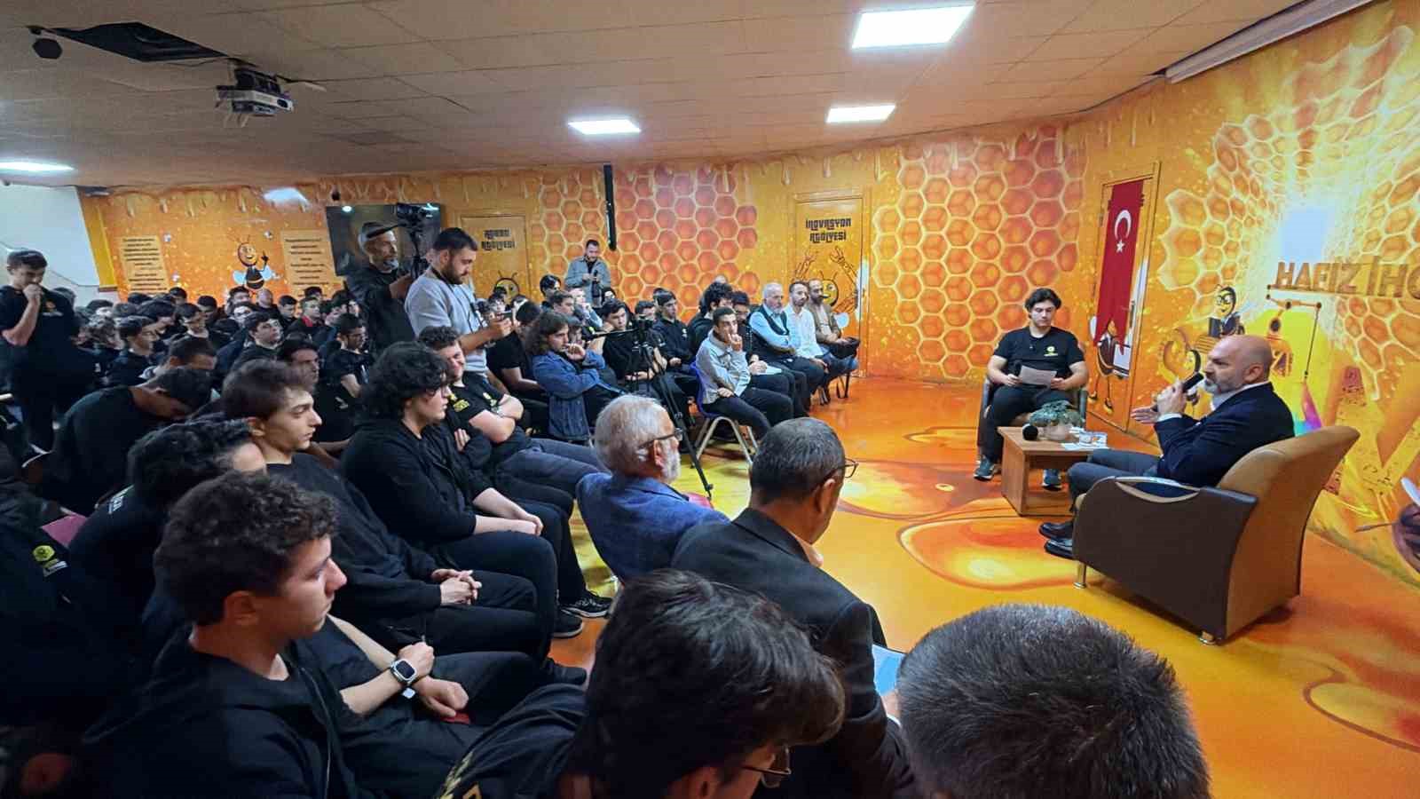 hasan-davulcu-rtuk-turk-televizyon-medyasini-yasatmaya-calisiyor
