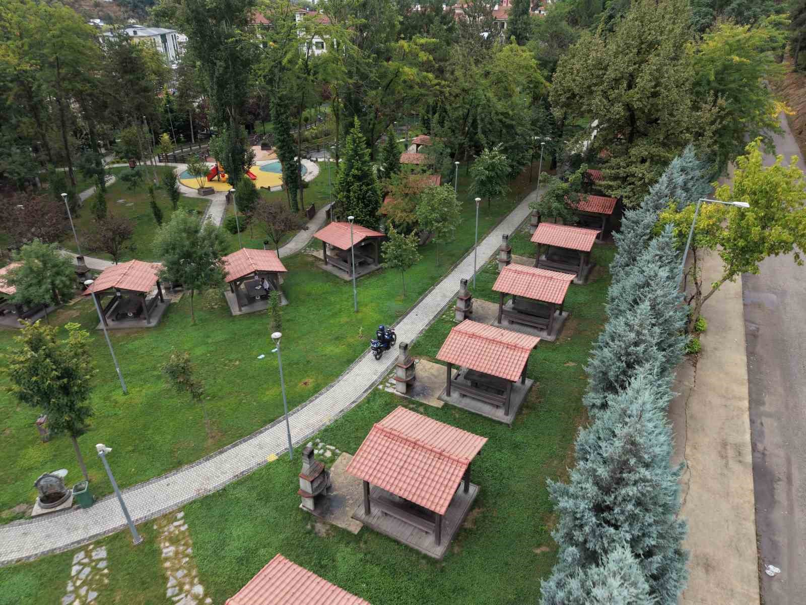 kamusal-alanda-tuvaletini-yapan-sahsa-zabita-baskini